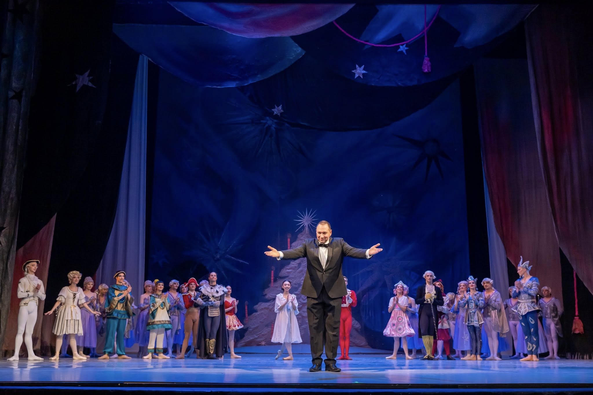 Снимка: ЛЕШНИКОТРОШАЧКАТА / THE NUTCRACKER by Pyotr Ilyich Tchaikovsky