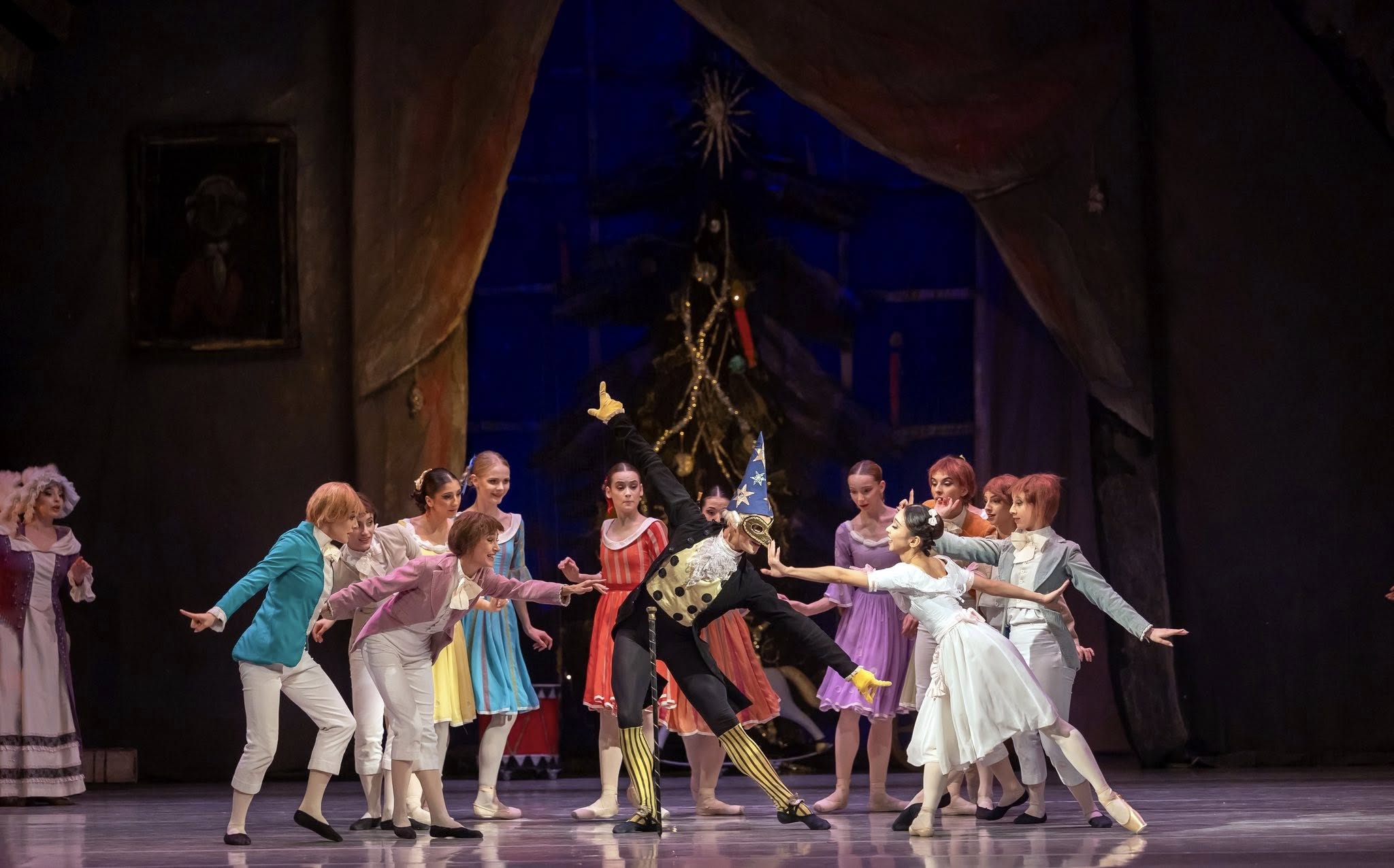 Снимка: ЛЕШНИКОТРОШАЧКАТА / THE NUTCRACKER by Pyotr Ilyich Tchaikovsky