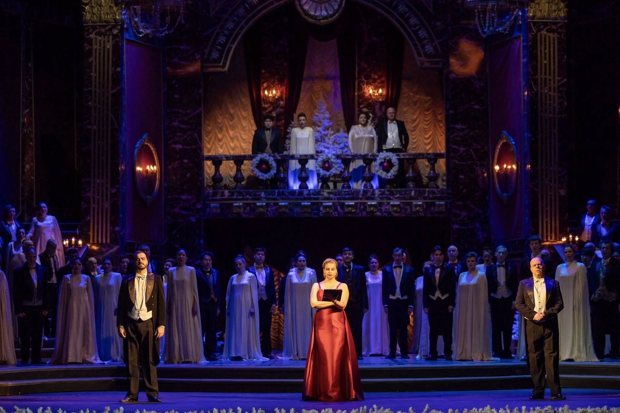 Снимка: Празнична атмосфера, блясък и вълнение изпълниха залата на Софийската опера и балет по време на първата Новогодишна гала вечер на 29 декември! ✨