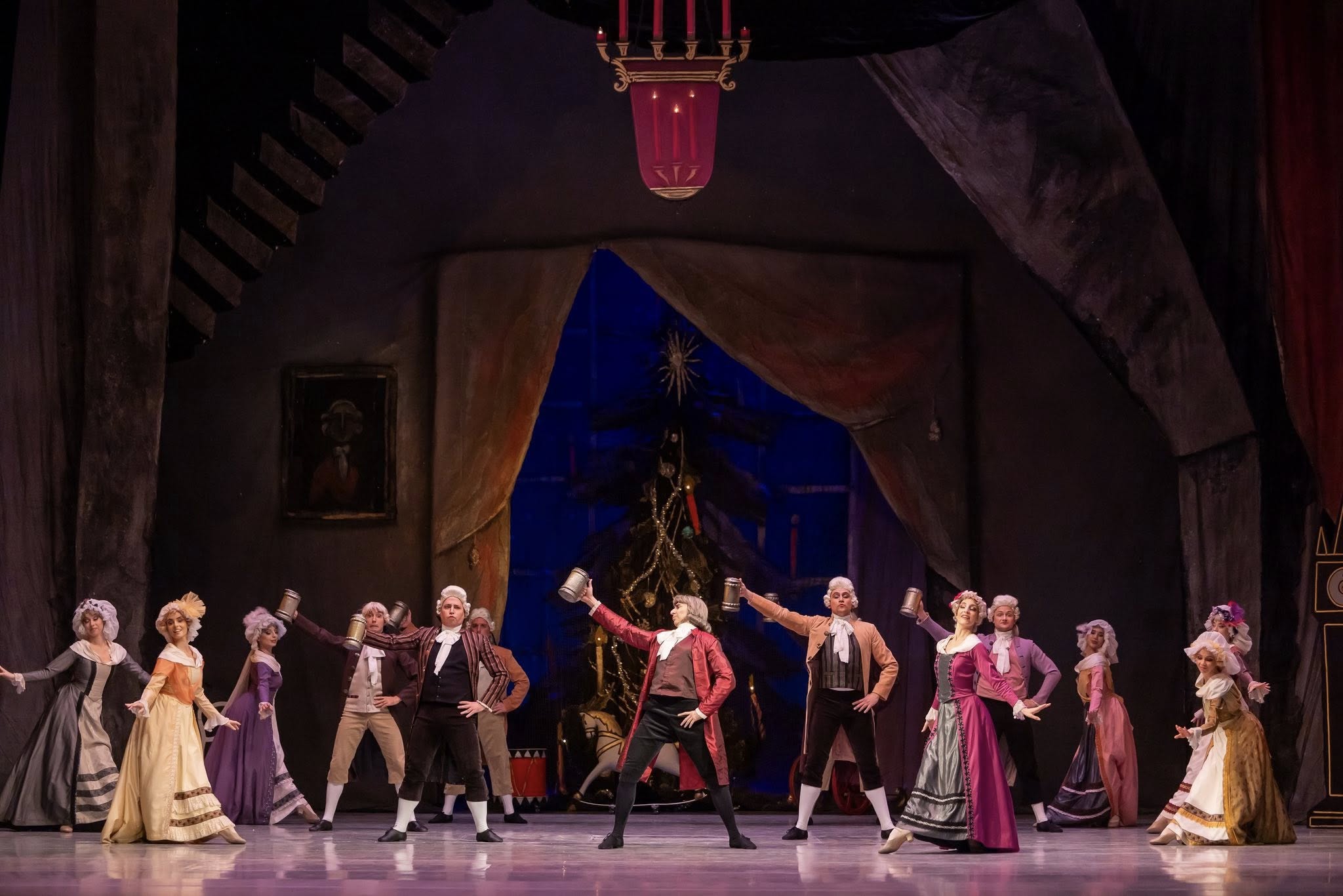 Снимка: ЛЕШНИКОТРОШАЧКАТА / THE NUTCRACKER by Pyotr Ilyich Tchaikovsky