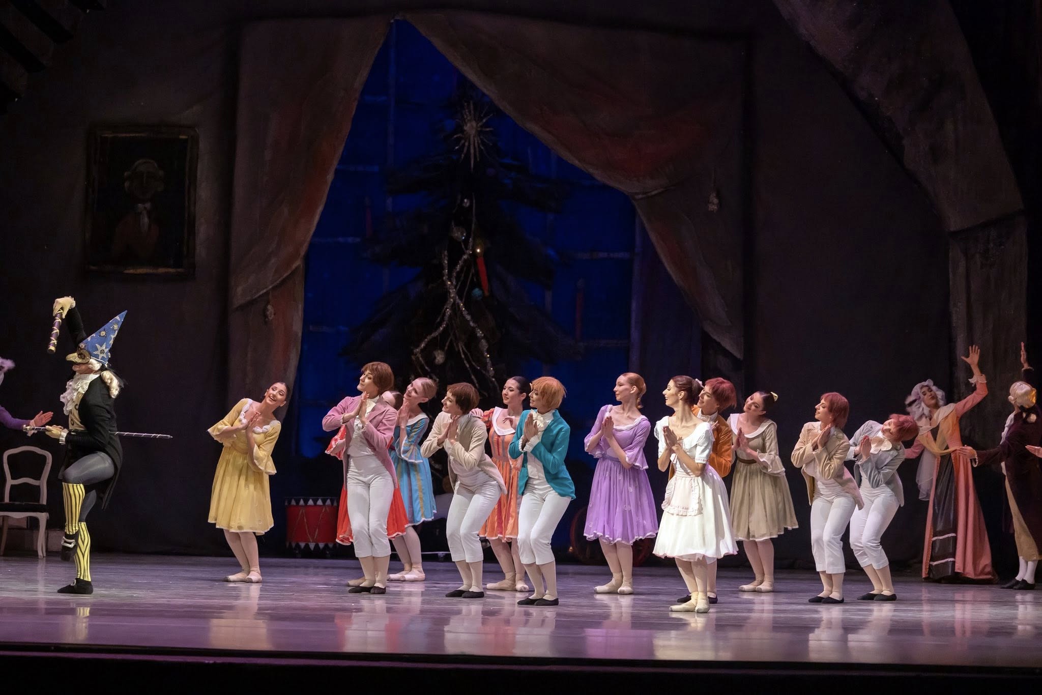 Снимка: ЛЕШНИКОТРОШАЧКАТА / THE NUTCRACKER by Pyotr Ilyich Tchaikovsky