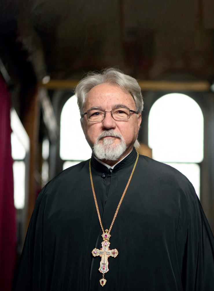 ОТЕЦ КИРИЛ ПОПОВ: МУЗИКАТА СВЪРЗВА НЕБЕТО И ЗЕМЯТА