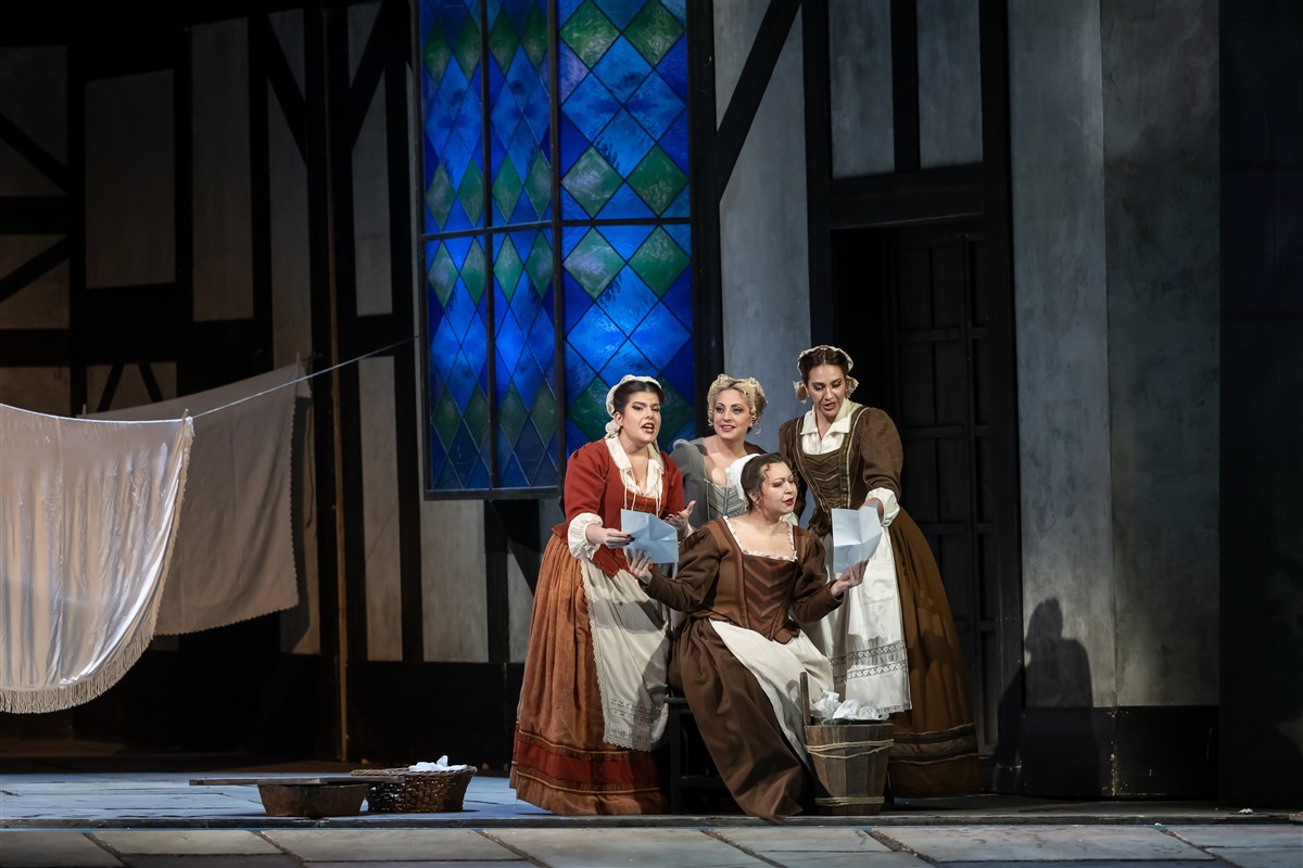 Photo: ФАЛСТАФ / FALSTAFF Opera by Giuseppe Verdi