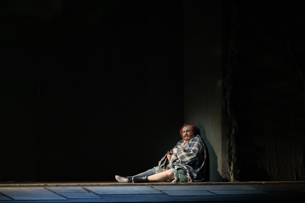Photo: ФАЛСТАФ / FALSTAFF Opera by Giuseppe Verdi