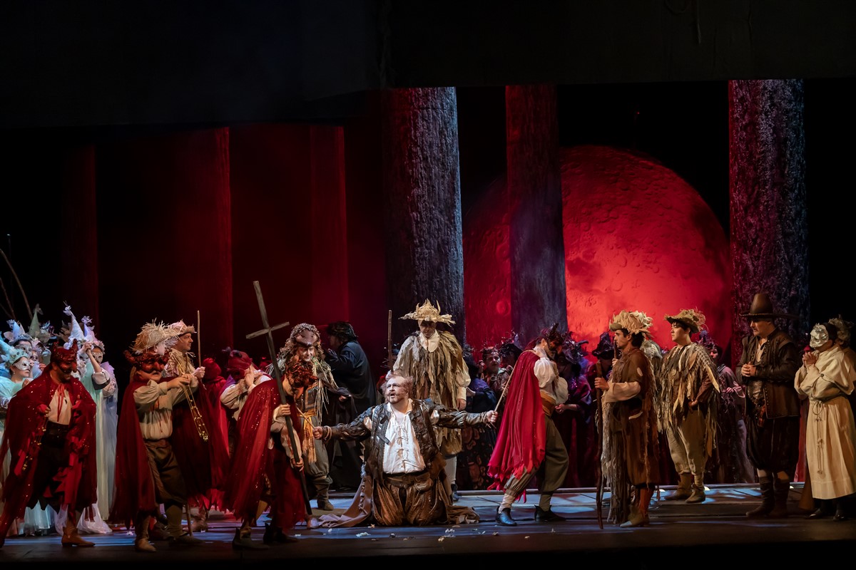 Photo: ФАЛСТАФ / FALSTAFF Opera by Giuseppe Verdi