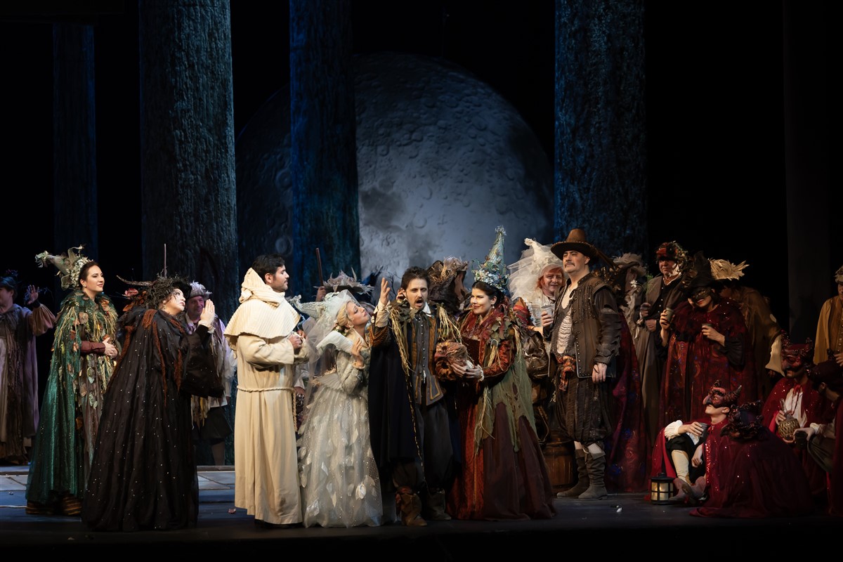 Photo: ФАЛСТАФ / FALSTAFF Opera by Giuseppe Verdi