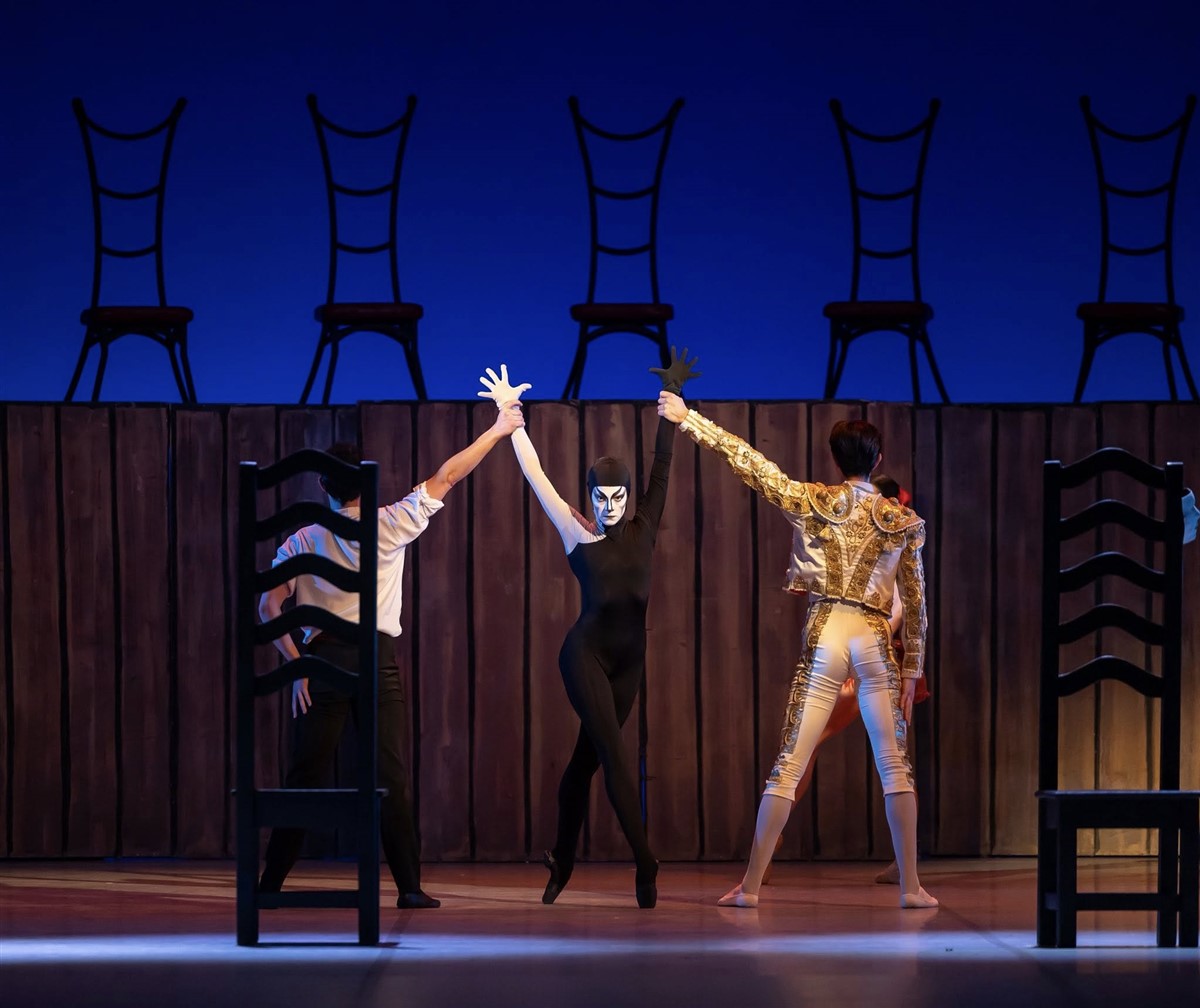 Снимка: КАРМЕН-СЮИТА, ПАХИТА / CARMEN SUITE, PAQUITA