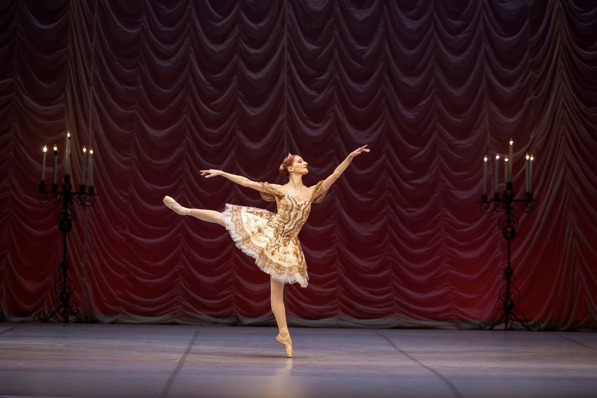 Снимка: КАРМЕН-СЮИТА, ПАХИТА / CARMEN SUITE, PAQUITA