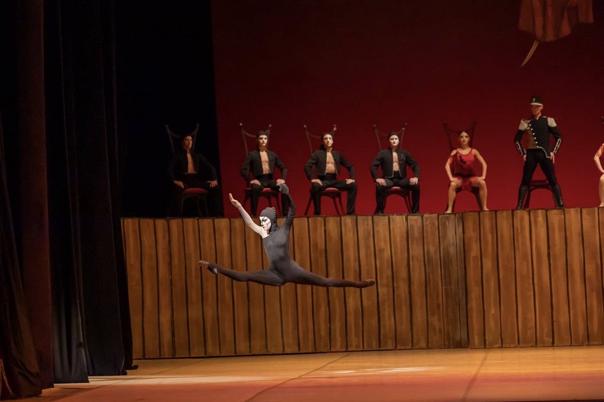 Снимка: КАРМЕН-СЮИТА, ПАХИТА / CARMEN SUITE, PAQUITA