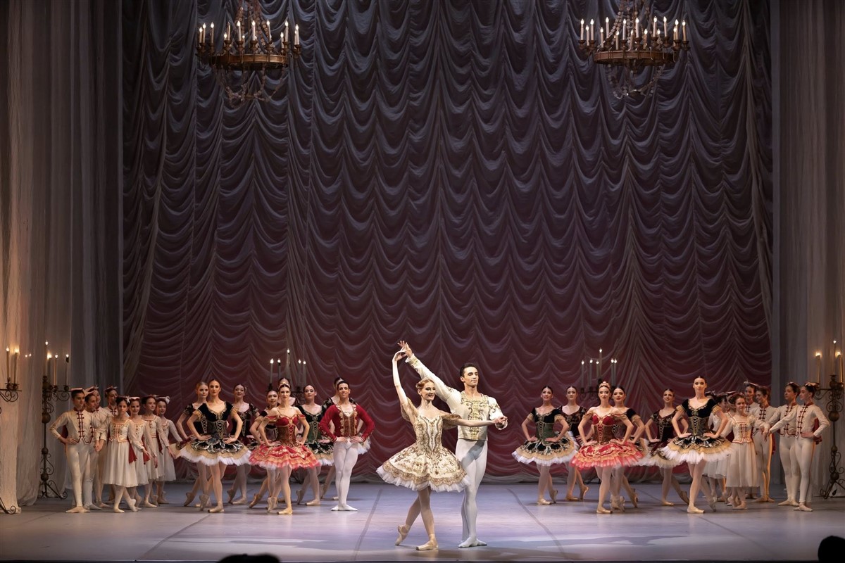 Вълнуваща балетна вечер с „КАРМЕН-СЮИТА“ от Родион Шчедрин и „ПАХИТА“ от Лудвиг Минкус