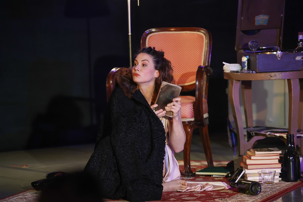 Снимка: АЛМА / ALMA Monodrama by Lyubomir Denev