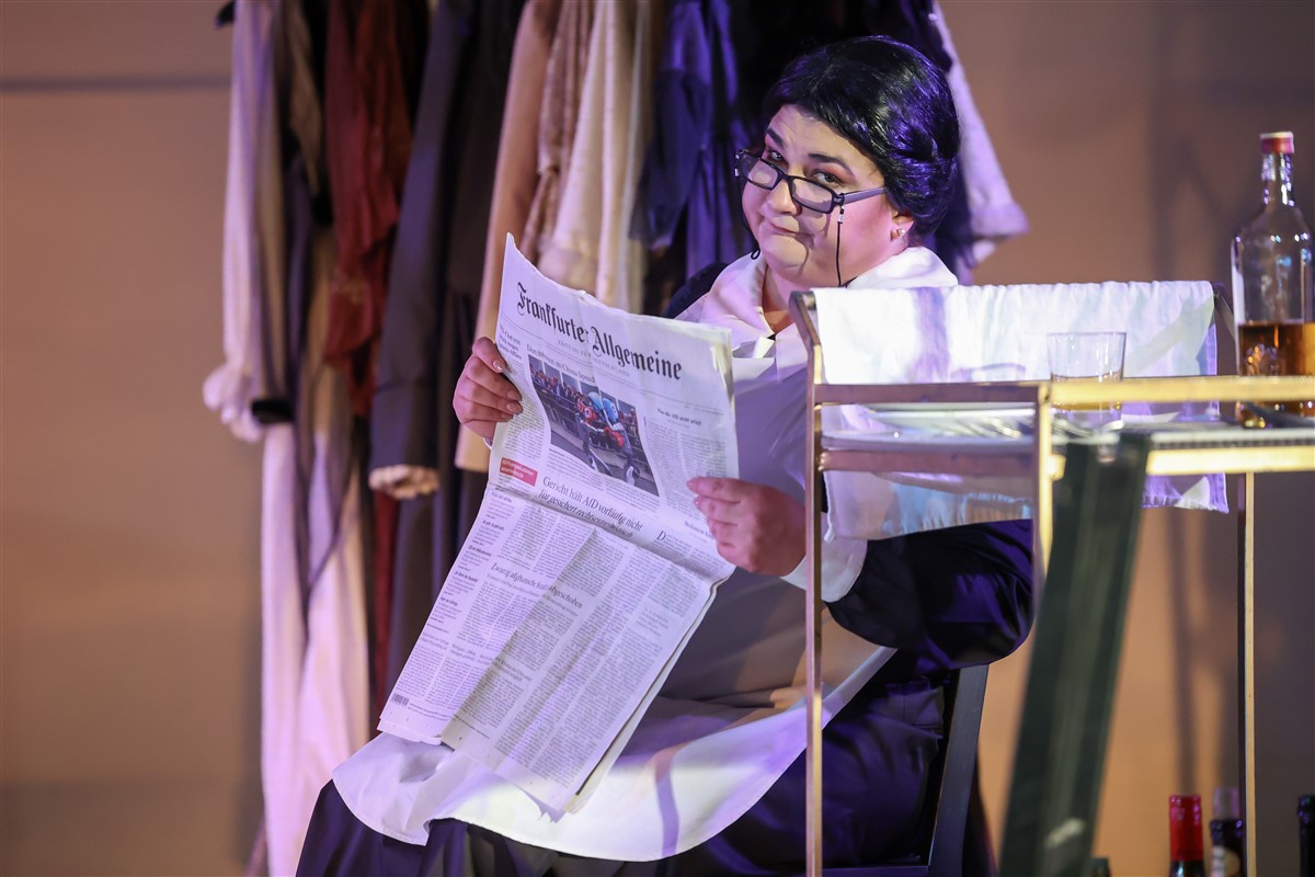 Снимка: АЛМА / ALMA Monodrama by Lyubomir Denev