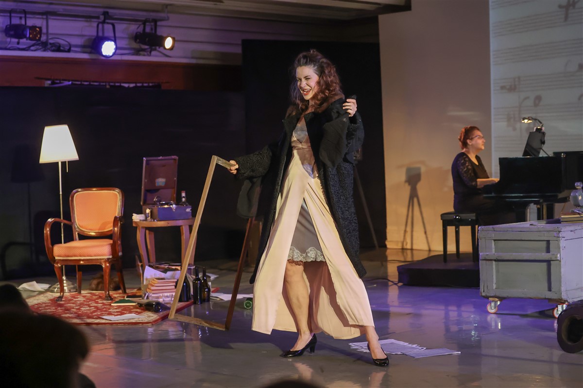 Снимка: АЛМА / ALMA Monodrama by Lyubomir Denev