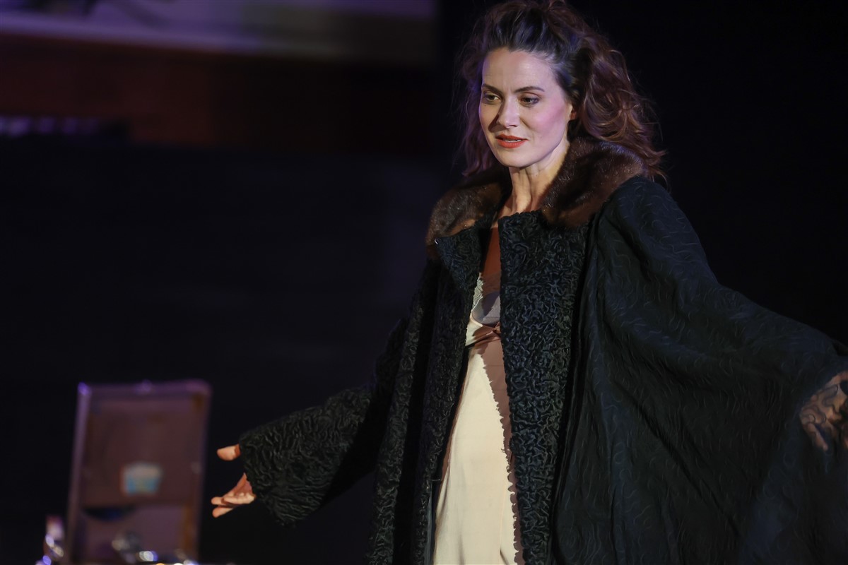 Снимка: АЛМА / ALMA Monodrama by Lyubomir Denev