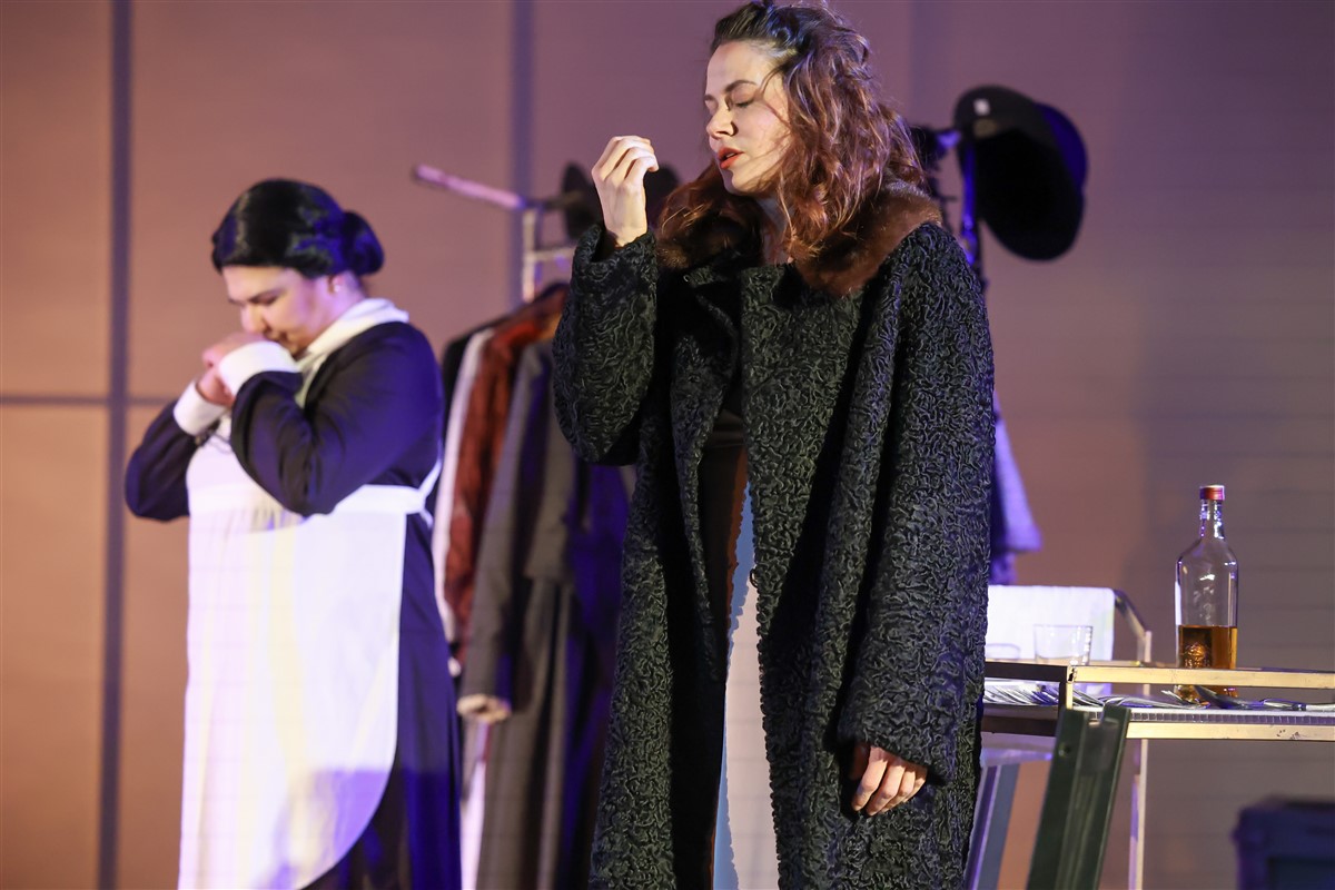 Снимка: АЛМА / ALMA Monodrama by Lyubomir Denev