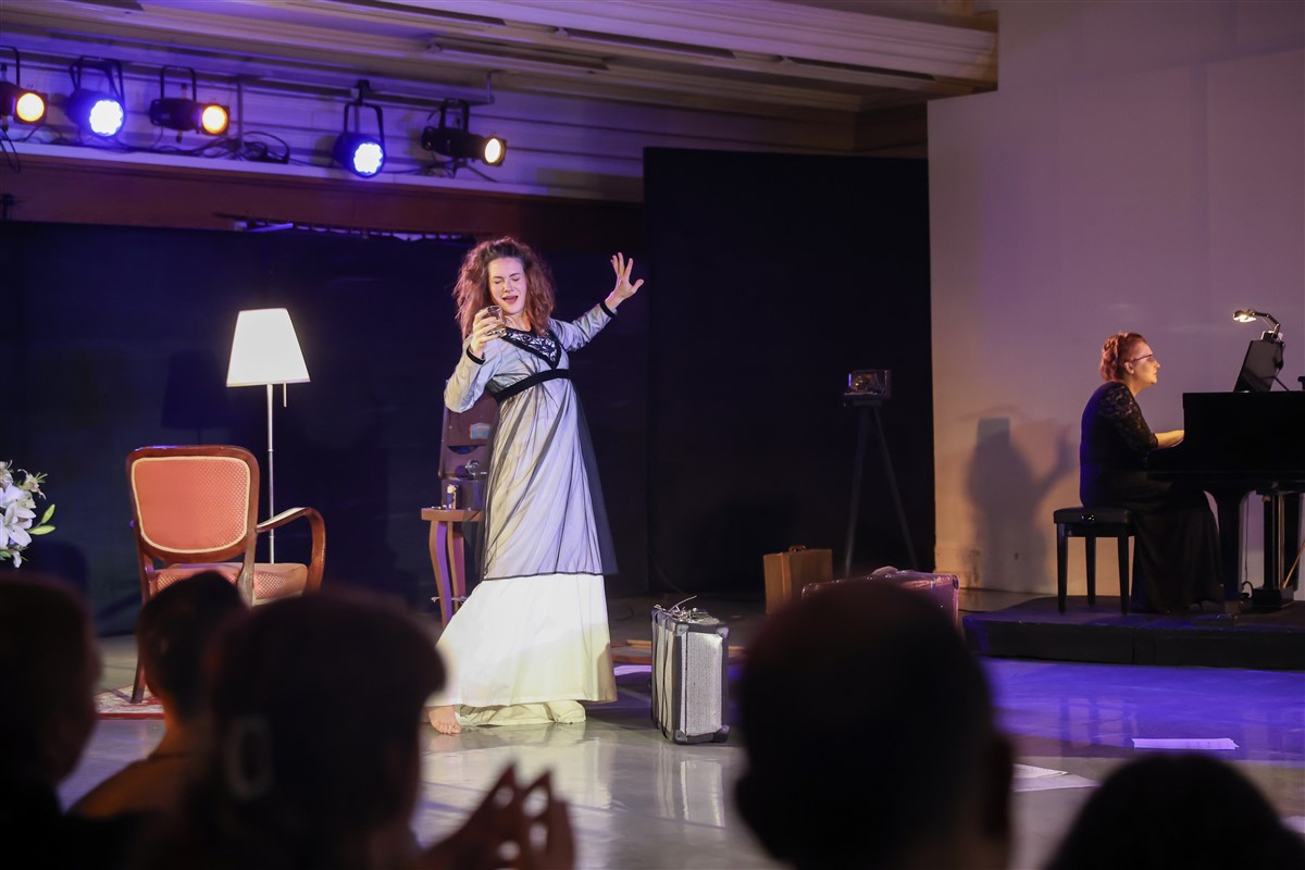 Снимка: АЛМА / ALMA Monodrama by Lyubomir Denev