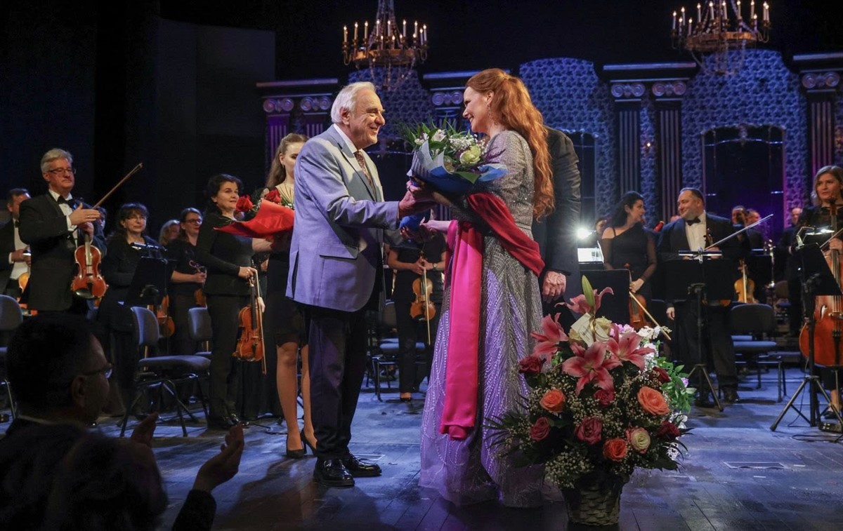 Снимка: Избрани моменти от изумителния гала концерт на Джесика Прат в Софийската опера под диригентството на Даниел Орен