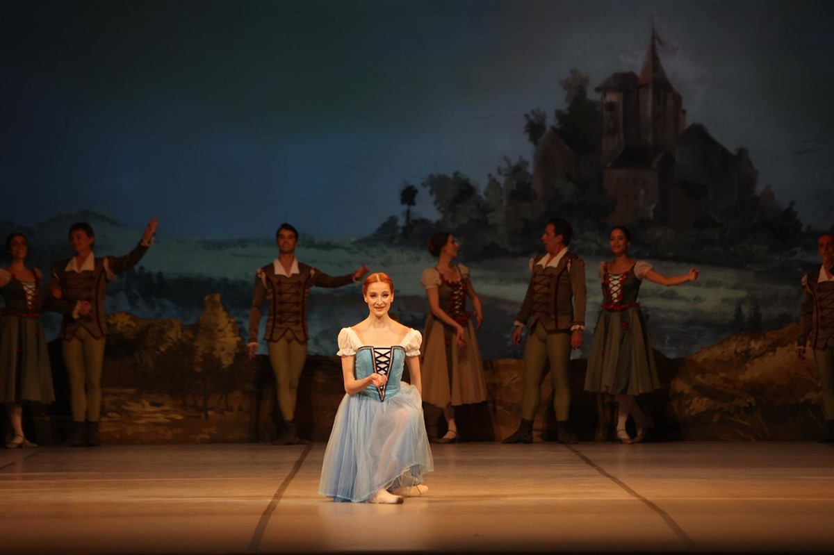 Снимка: „Балетен артист на годината” е Марта Петкова