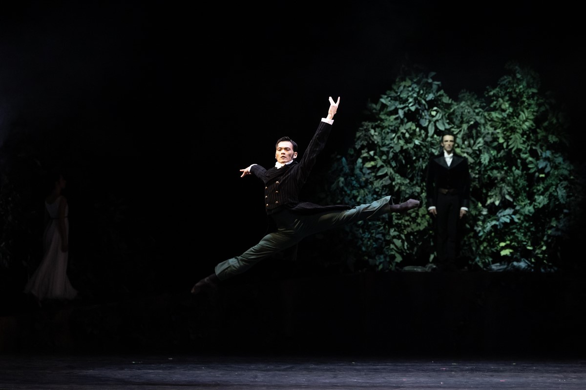 Photo: ГОРДОСТ И ПРЕДРАЗСЪДЪЦИ / PRIDE AND PREJUDICE