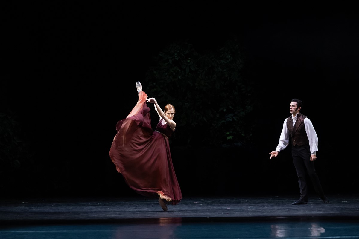 Photo: ГОРДОСТ И ПРЕДРАЗСЪДЪЦИ / PRIDE AND PREJUDICE