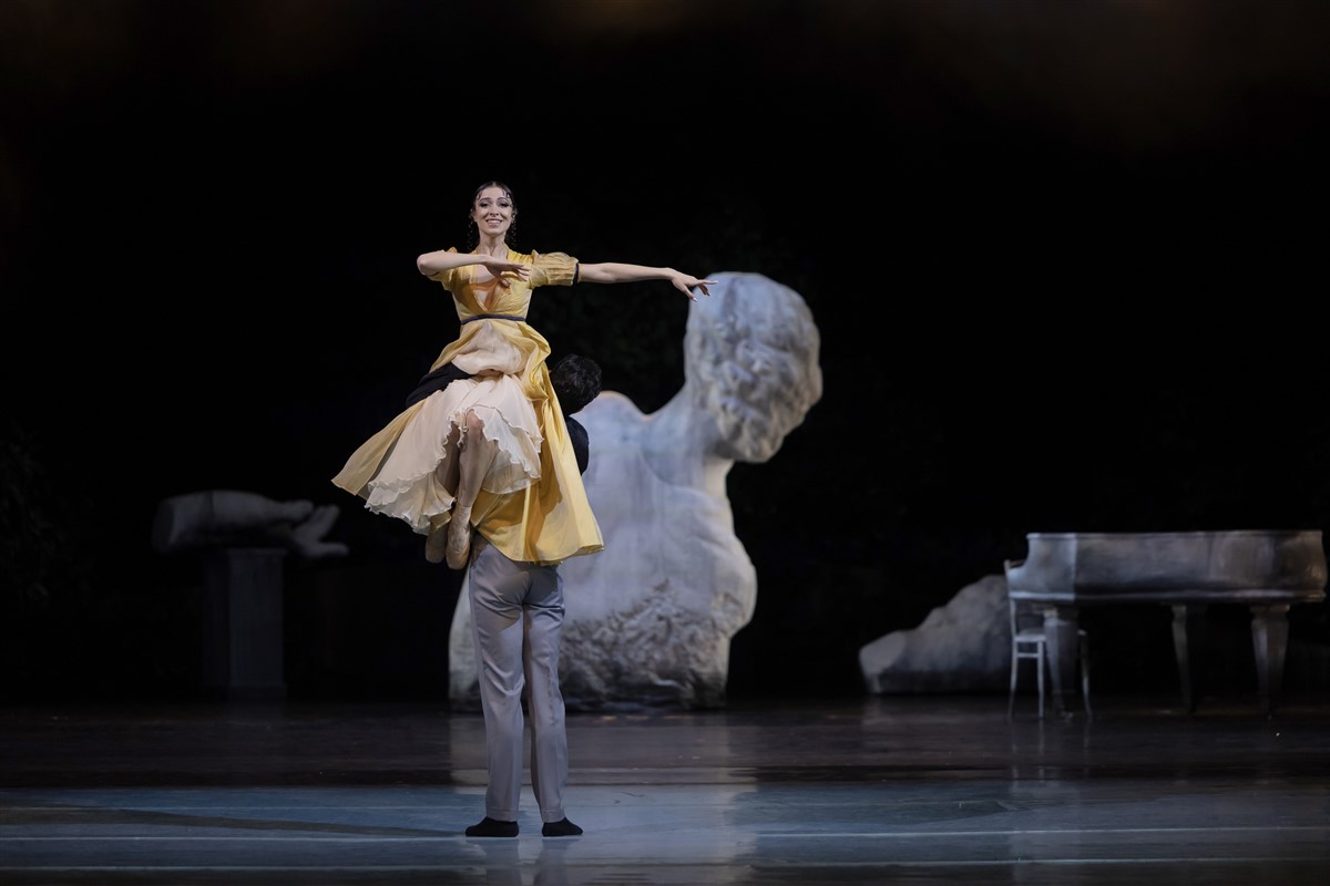 Photo: ГОРДОСТ И ПРЕДРАЗСЪДЪЦИ / PRIDE AND PREJUDICE