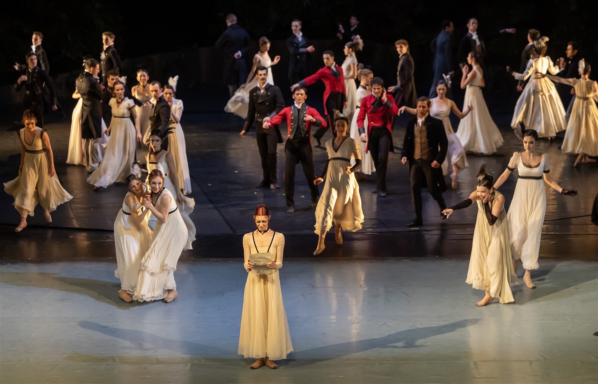 Photo: ГОРДОСТ И ПРЕДРАЗСЪДЪЦИ / PRIDE AND PREJUDICE