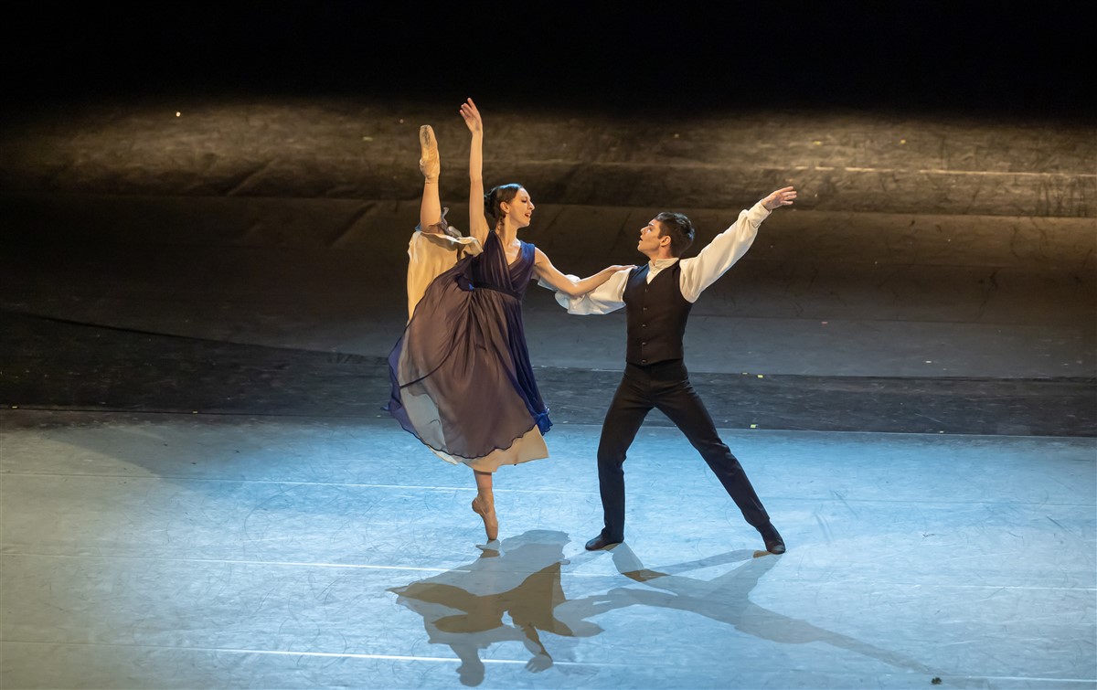 Photo: ГОРДОСТ И ПРЕДРАЗСЪДЪЦИ / PRIDE AND PREJUDICE