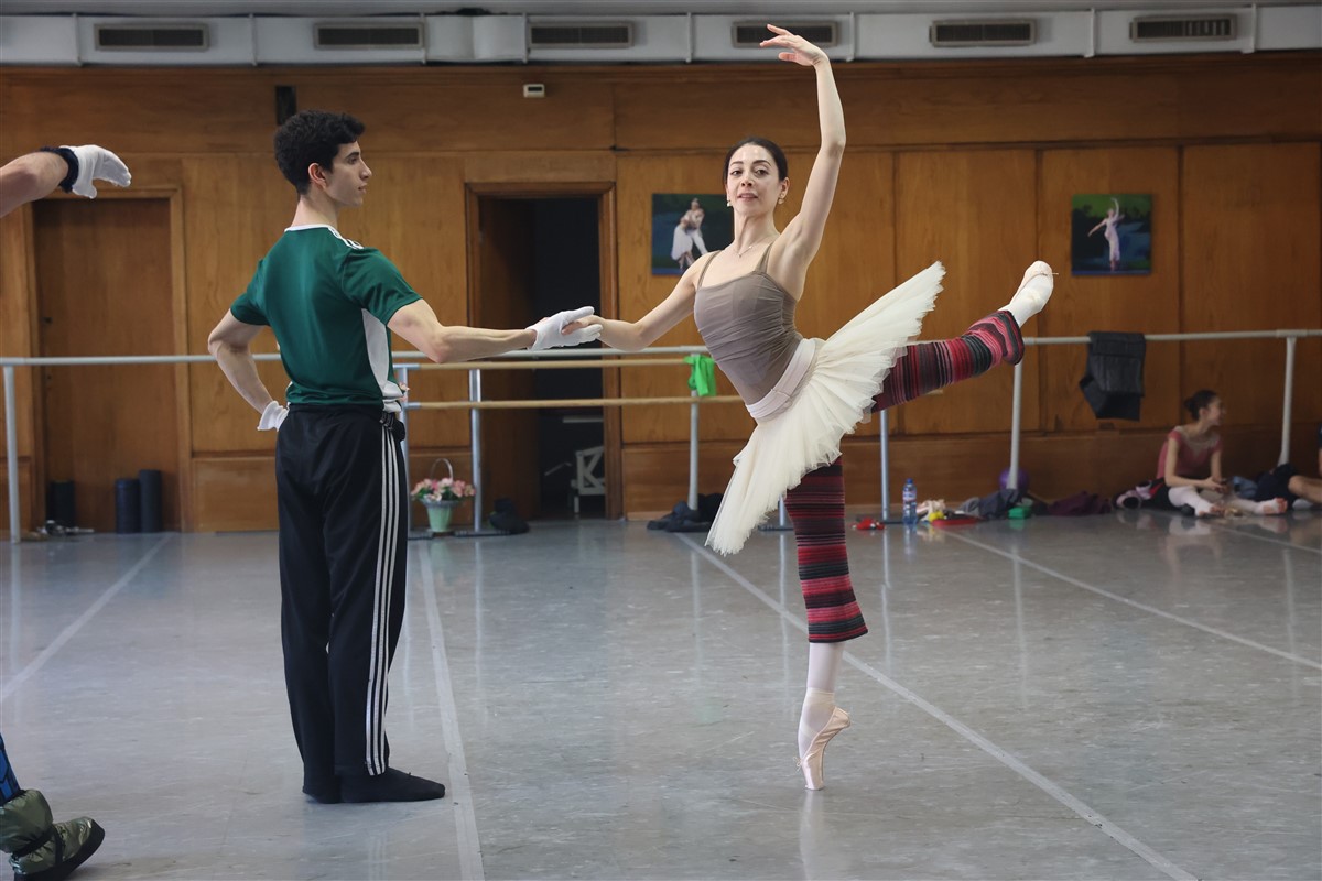 Снимка: Световнопризнатата примабалерина Мая Макатели