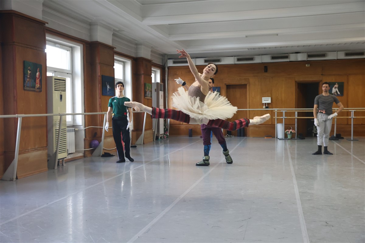 Снимка: Световнопризнатата примабалерина Мая Макатели