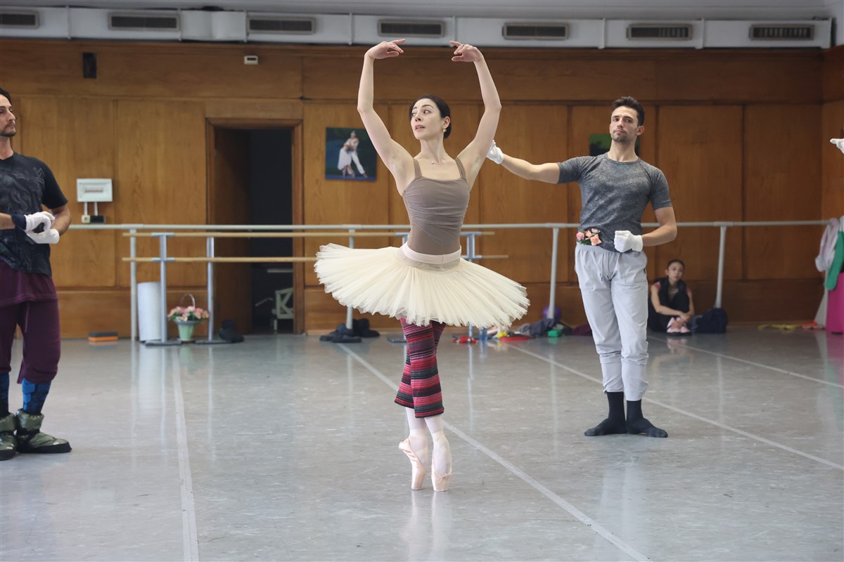 Снимка: Световнопризнатата примабалерина Мая Макатели