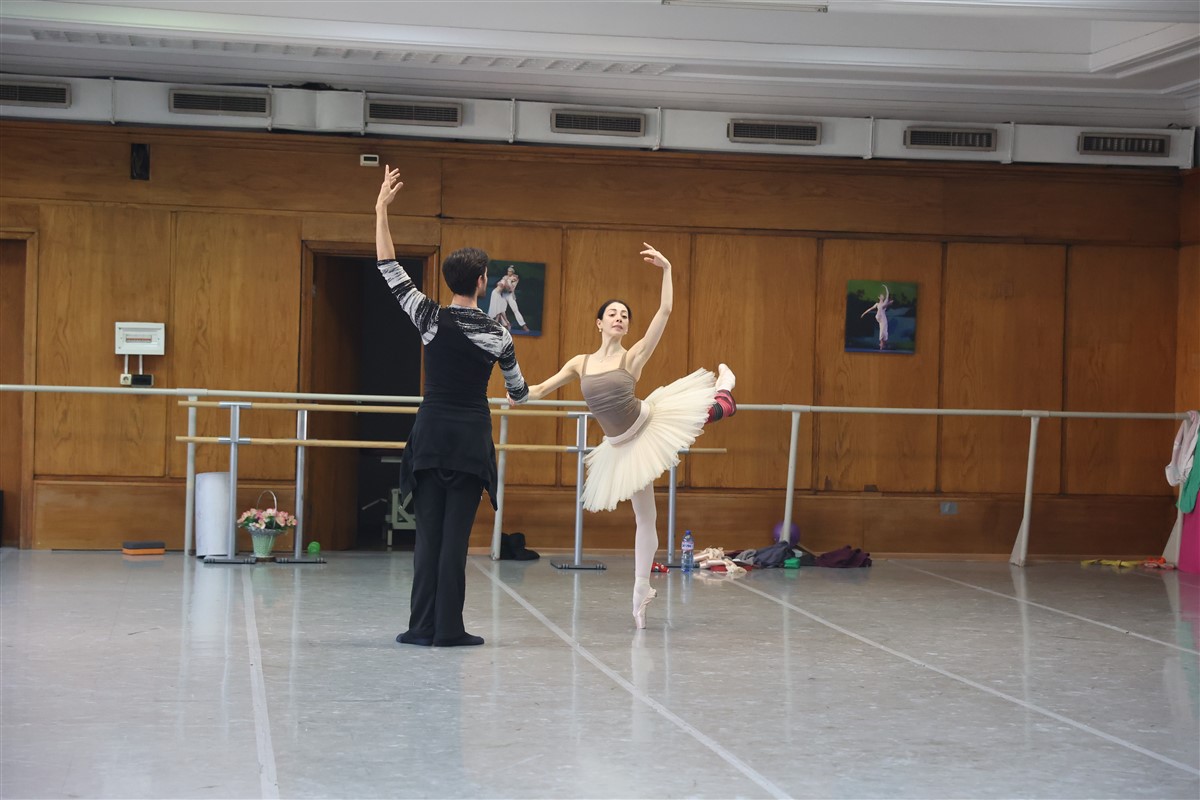 Снимка: Световнопризнатата примабалерина Мая Макатели