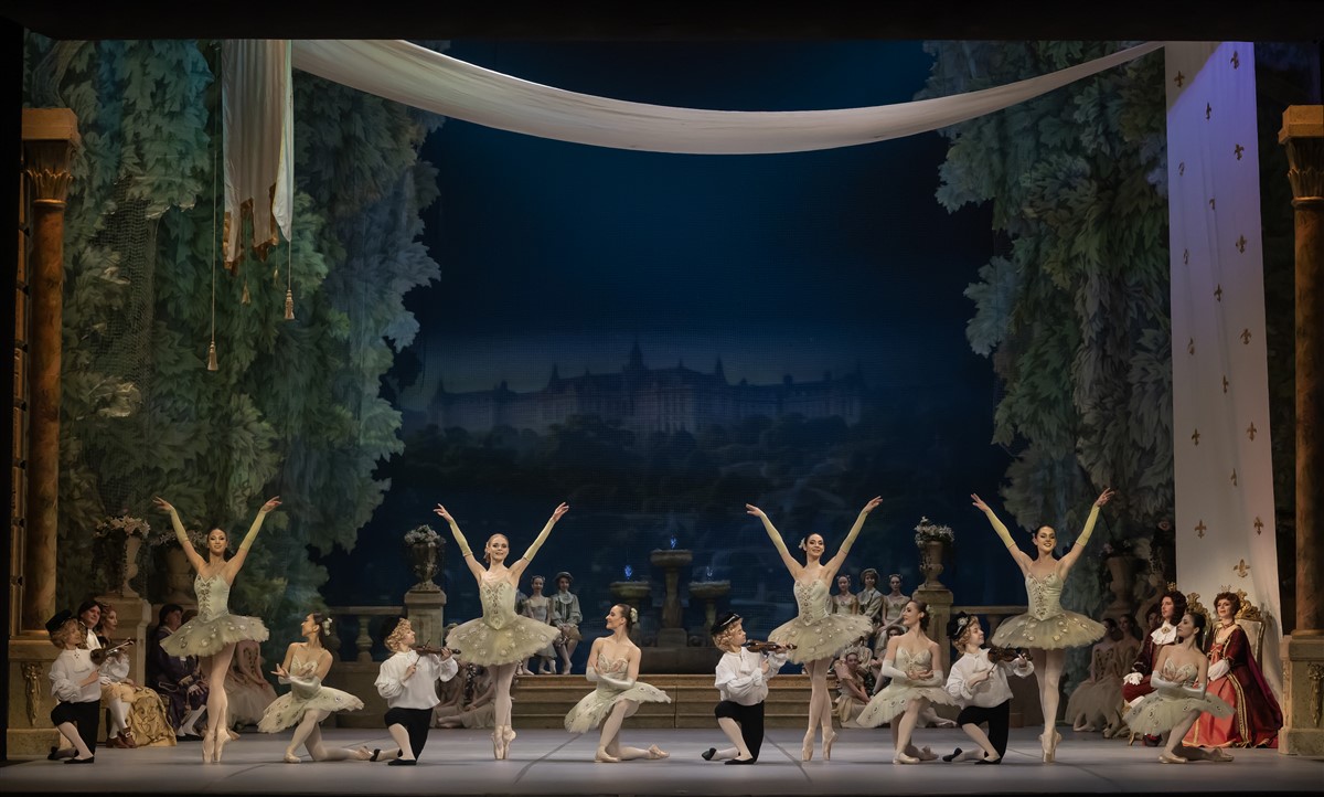 Снимка: СПЯЩАТА КРАСАВИЦА / SLEEPING BEAUTY Ballet by Pyotr Ilyich Tchaikovsky