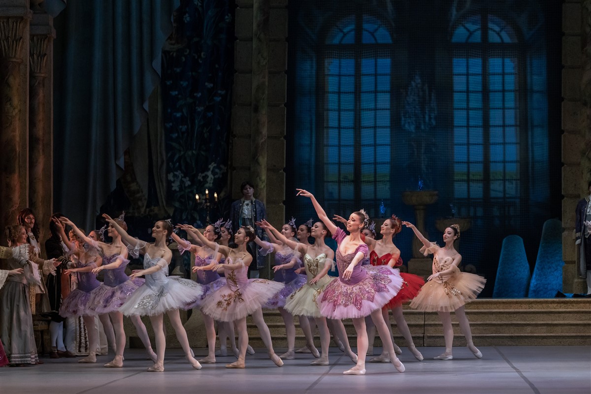Photo: СПЯЩАТА КРАСАВИЦА / SLEEPING BEAUTY Ballet by Pyotr Ilyich Tchaikovsky