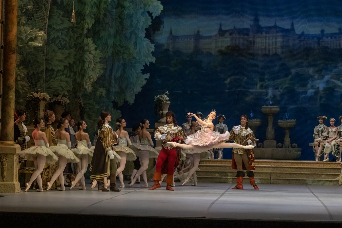 Photo: СПЯЩАТА КРАСАВИЦА / SLEEPING BEAUTY Ballet by Pyotr Ilyich Tchaikovsky