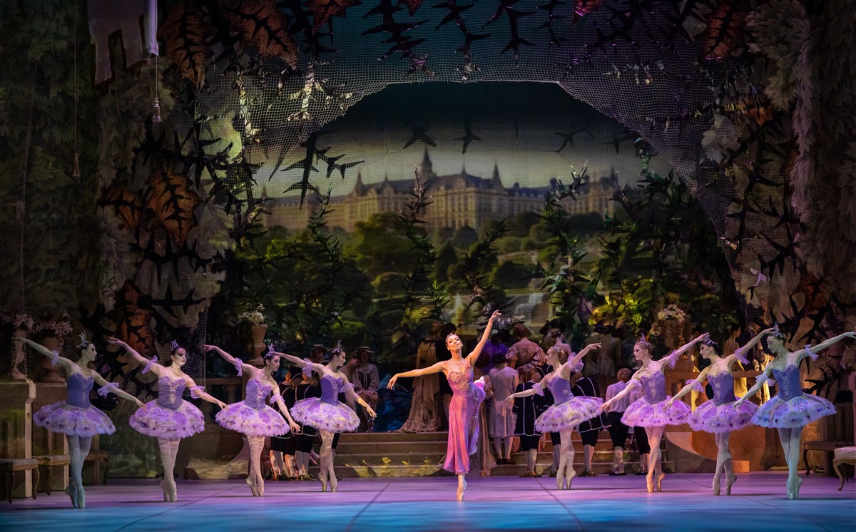 Photo: СПЯЩАТА КРАСАВИЦА / SLEEPING BEAUTY Ballet by Pyotr Ilyich Tchaikovsky