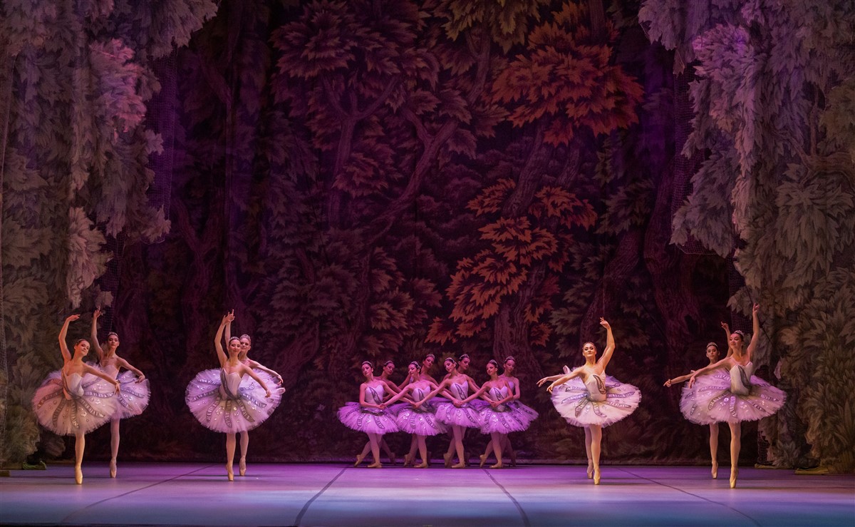 Photo: СПЯЩАТА КРАСАВИЦА / SLEEPING BEAUTY Ballet by Pyotr Ilyich Tchaikovsky