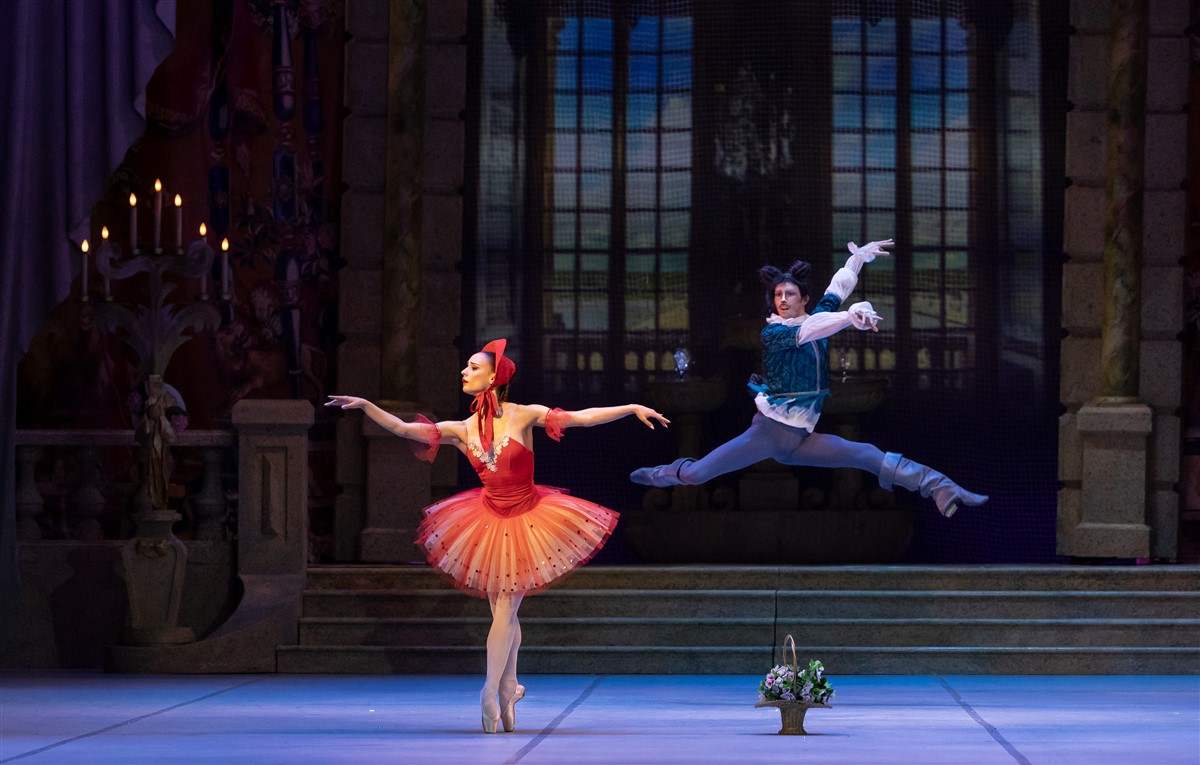 Photo: СПЯЩАТА КРАСАВИЦА / SLEEPING BEAUTY Ballet by Pyotr Ilyich Tchaikovsky