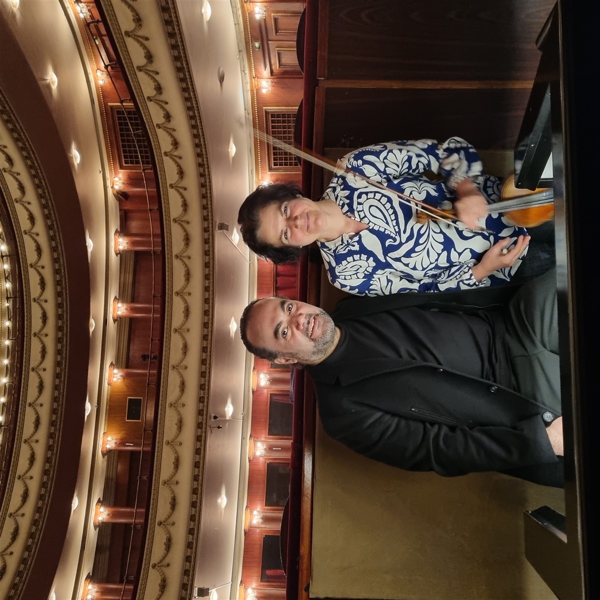 Снимка: Франческо Иван Чампа репетира с оркестъра на Софийската опера за Гала концерта на Джесика Прат на 3 май