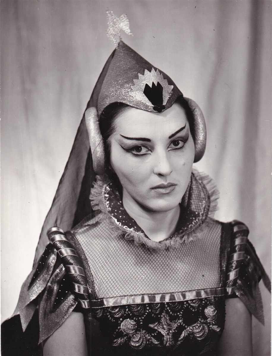 Photo: Гена Димитрова Първа дама Вълшебната флейта 1967