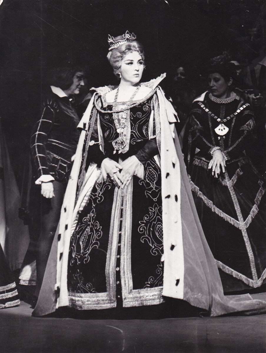 Photo: Гена Димитрова, Дон Карлос-Елизабет, 1978