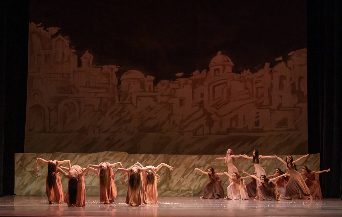 Photo: ЗОРБА ГЪРКЪТ / ZORBA THE GREEK Ballet by Mikis Theodorakis
