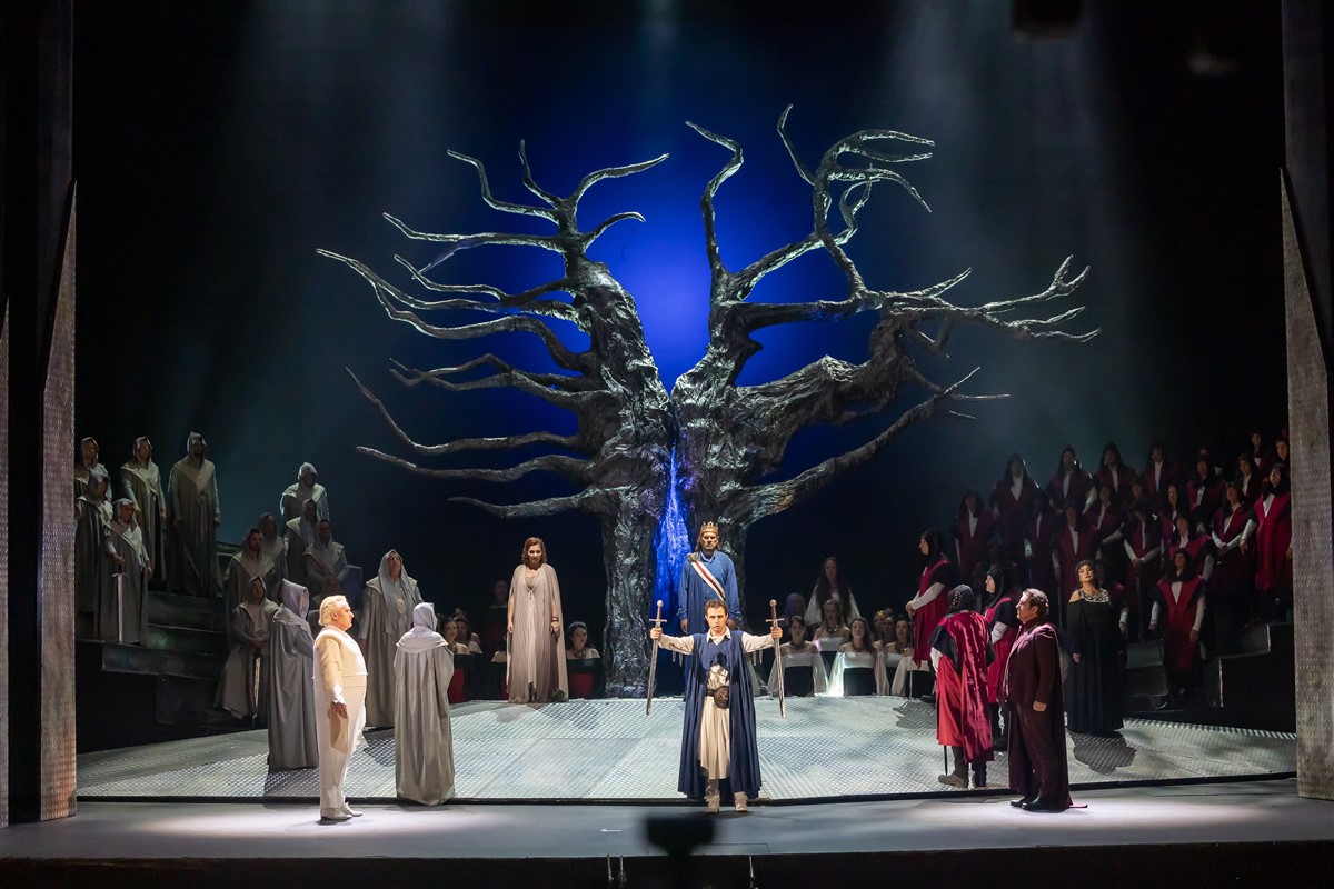 Снимка: ЛОЕНГРИН / LOHENGRIN Richard Wagner