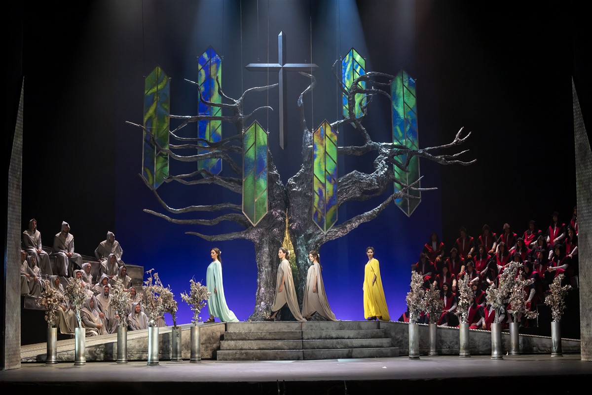 Снимка: ЛОЕНГРИН / LOHENGRIN Richard Wagner