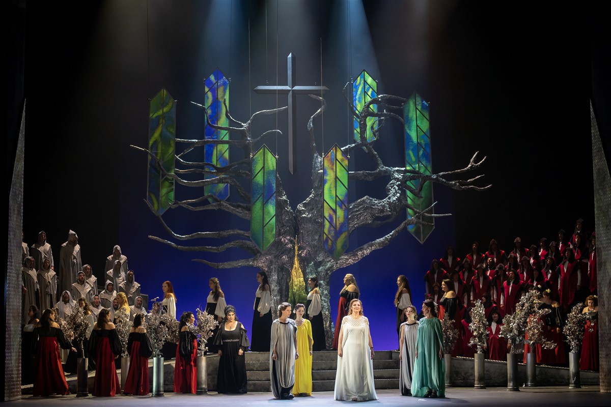 Снимка: ЛОЕНГРИН / LOHENGRIN Richard Wagner
