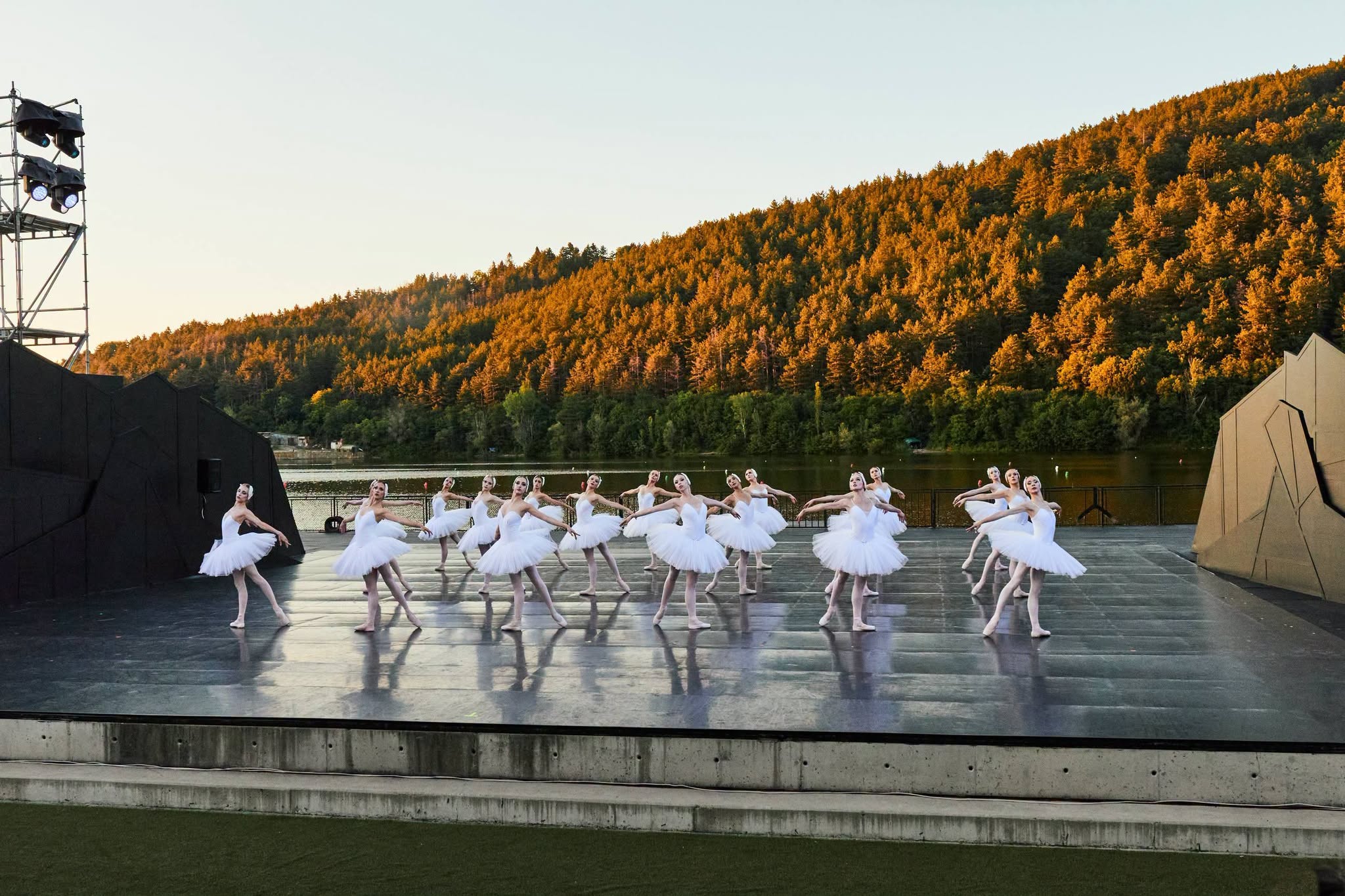 Photo: „Лебедово езеро“ на Панчарево