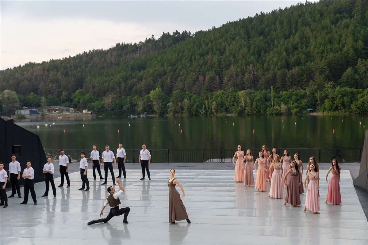 Снимка: ЗОРБА ГЪРКЪТ / ZORBA THE GREEK Ballet by Mikis Theodorakis