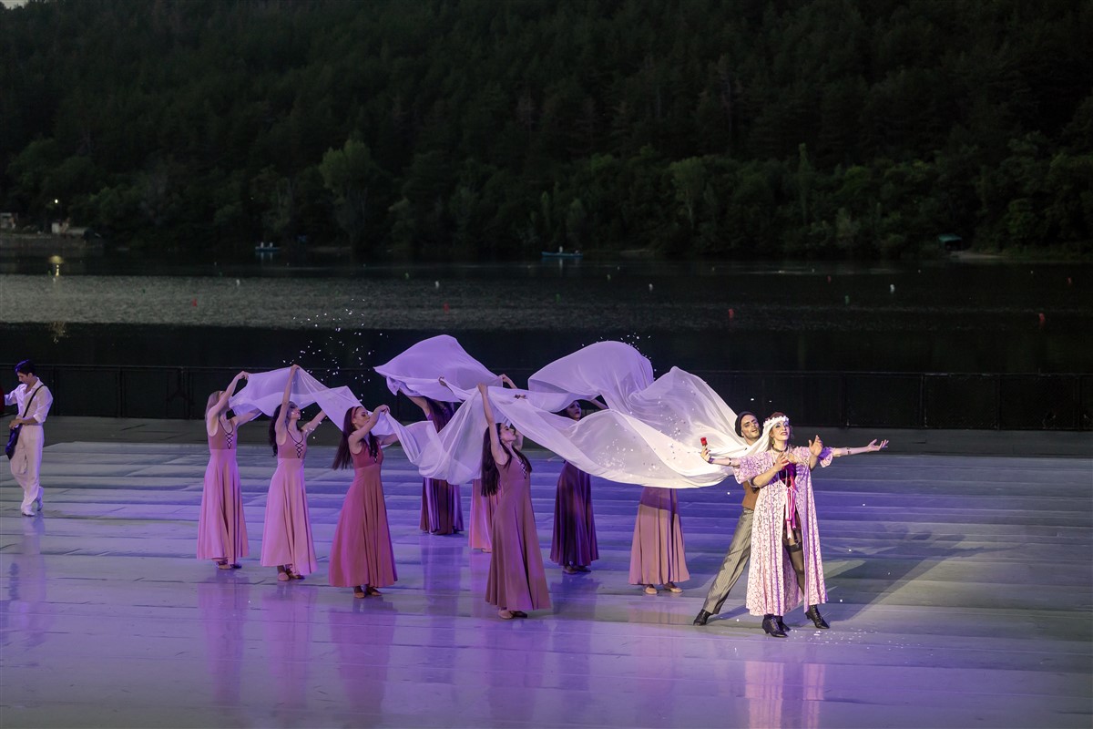 Снимка: ЗОРБА ГЪРКЪТ / ZORBA THE GREEK Ballet by Mikis Theodorakis