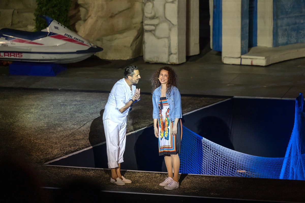 Снимка: MAMMA MIA! - ОПЕРА НА ПЛОЩАДА - пл. "Св.Александър Невски"