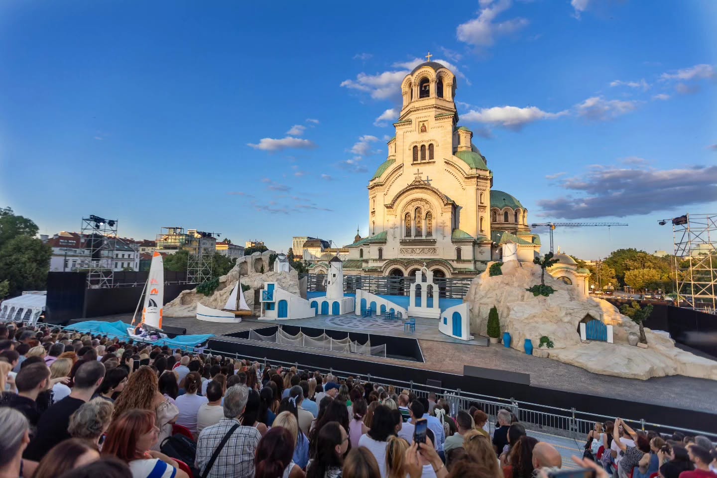 150 пъти в ритъма на Mamma Mia!