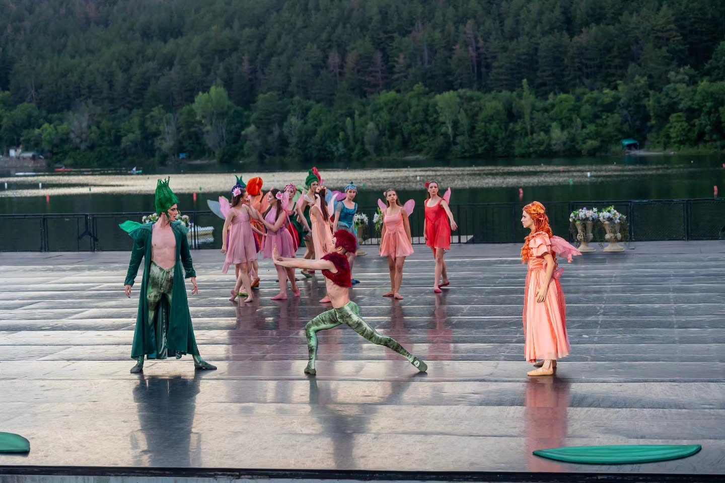 Снимка: СЪН В ЛЯТНА НОЩ - A Midsummer Night's Dream - William Shakespeare. Ballet by Felix Mendelssohn